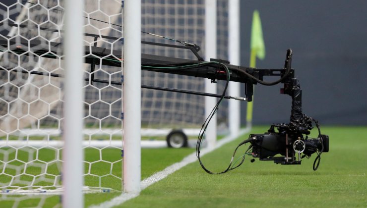 cámara de televisión campo de fútbol 