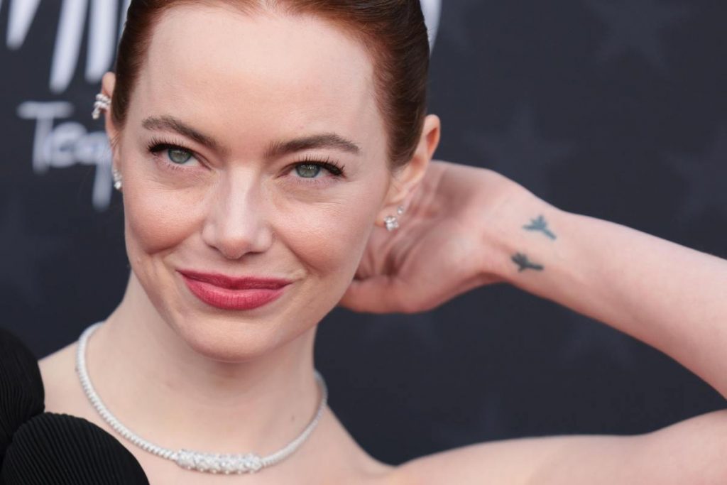 La actriz Emma Stone revoluciona los cines con 'Pobres criaturas ...